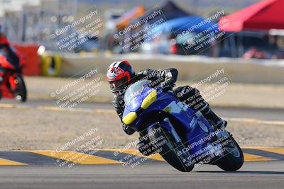 media/Dec-18-2022-SoCal Trackdays (Sun) [[8099a50955]]/Turn 2 (950am)/